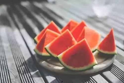 吃瓜震惊程度,揭秘娱乐圈吃瓜震惊背后的惊人真相